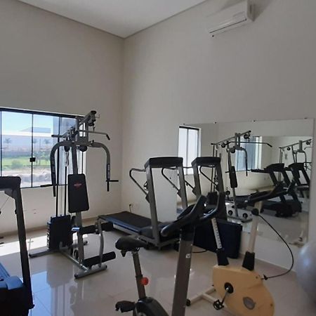 פטרוסיניו Guines Palace Hotel מראה חיצוני תמונה